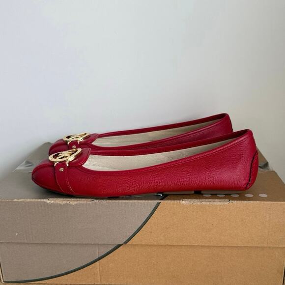 Michael Kors Fulton Red Leather Gold Logo Women Flats Moccasins - SZ 7.5 - Picture 2 of 10